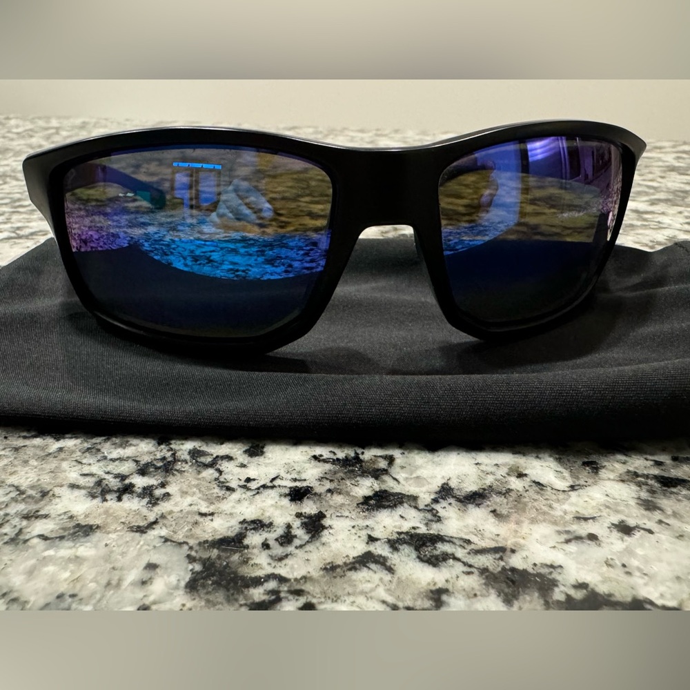 Oakley SI Gibston Prizm Polarized Sunglasses
